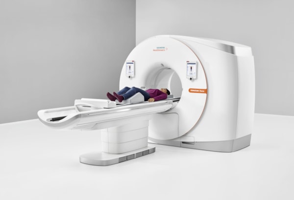 What can I expect during a CT scan?